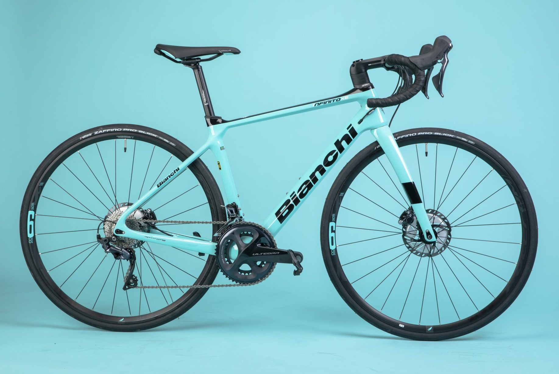 BIANCHI Infinito XE - dostupná endurance novinka v sezóne 2020